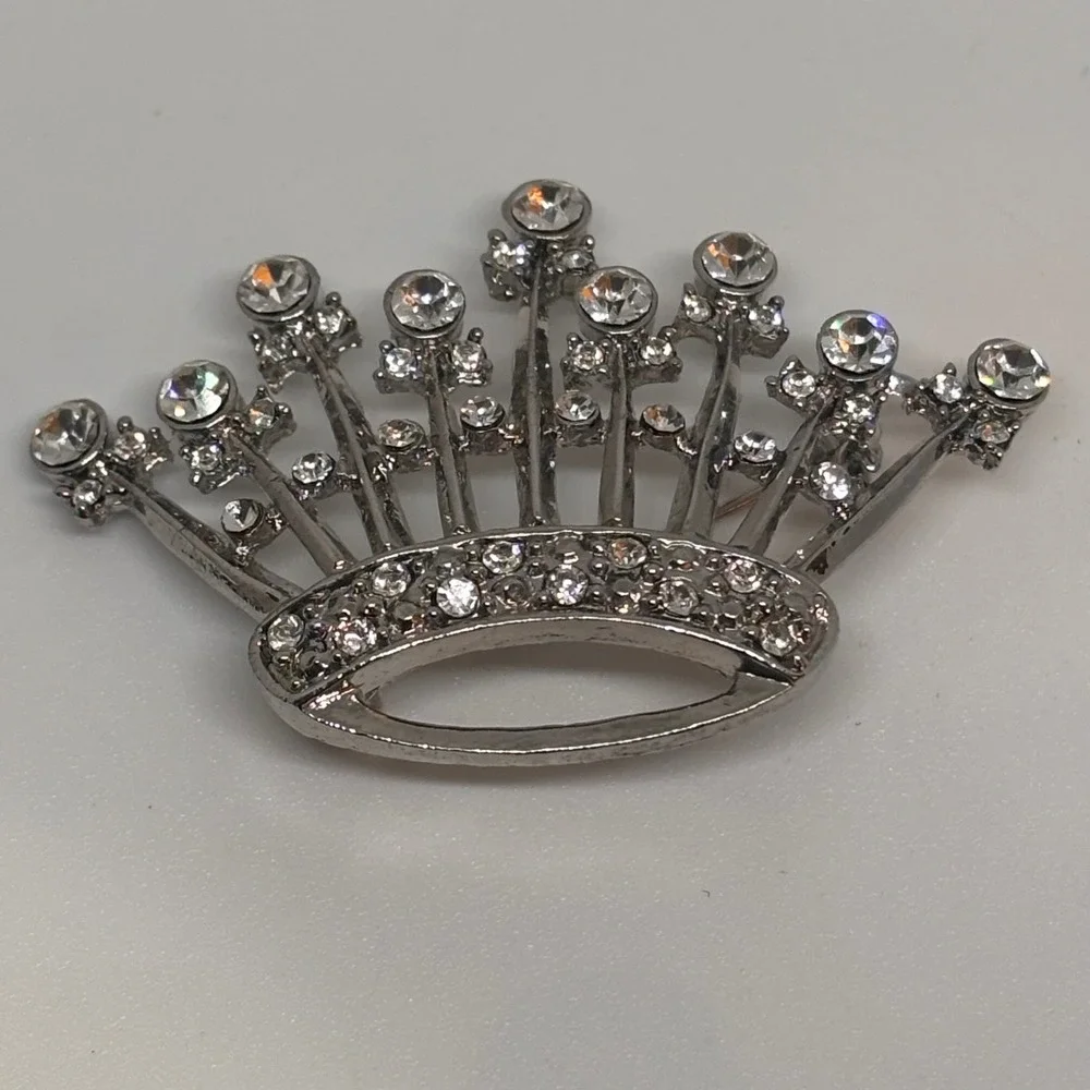 Vintage Crown Brooch Silver Tone Rhinestone Tiara Royal Statement‎ Pin